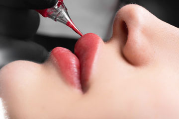 Permanent Lip Blush
